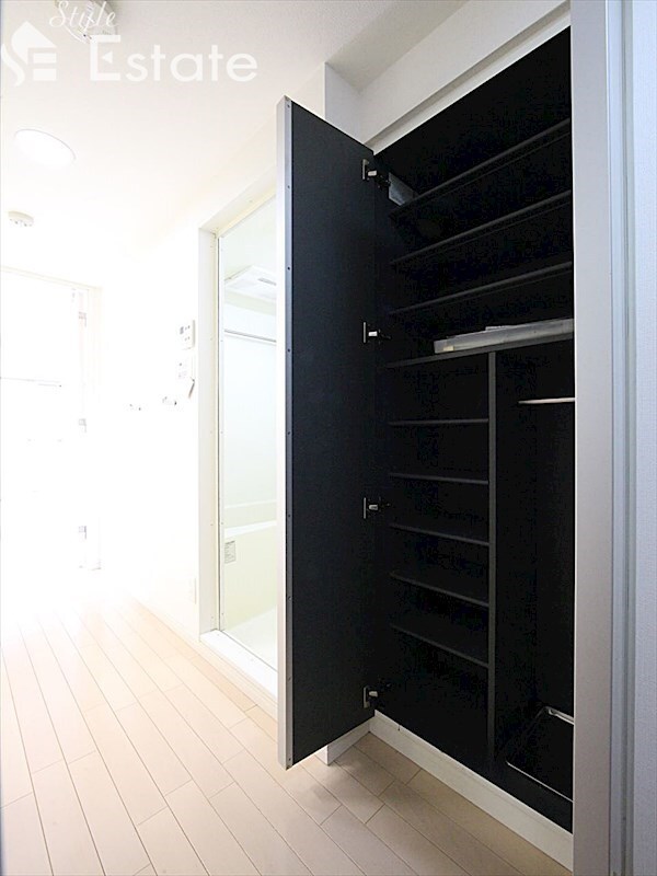 プレサンス桜通り葵の物件内観写真