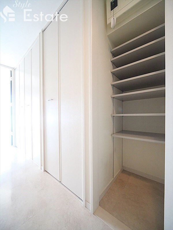 高岳駅 徒歩4分 9階の物件内観写真