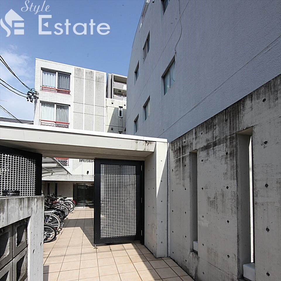 リアライズ名城公園の物件外観写真