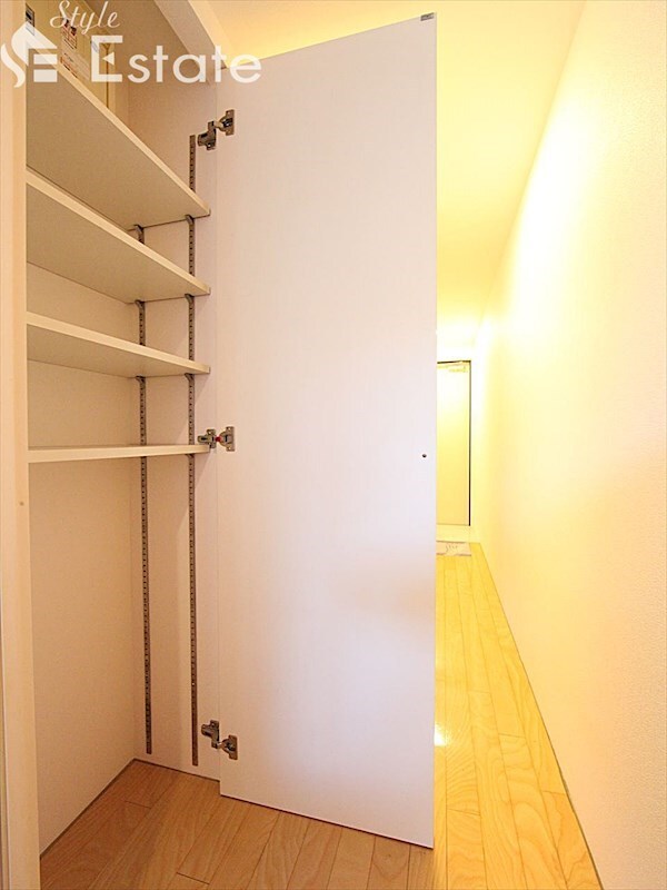 リアライズ名城公園の物件内観写真