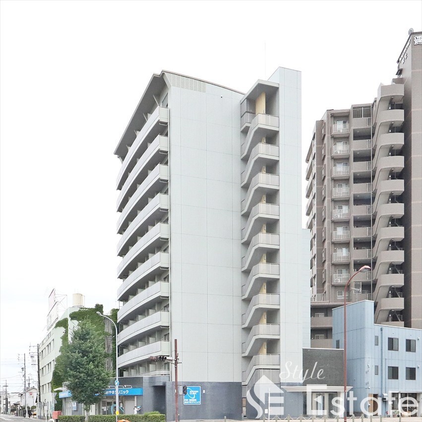 グランダール吹上の物件外観写真