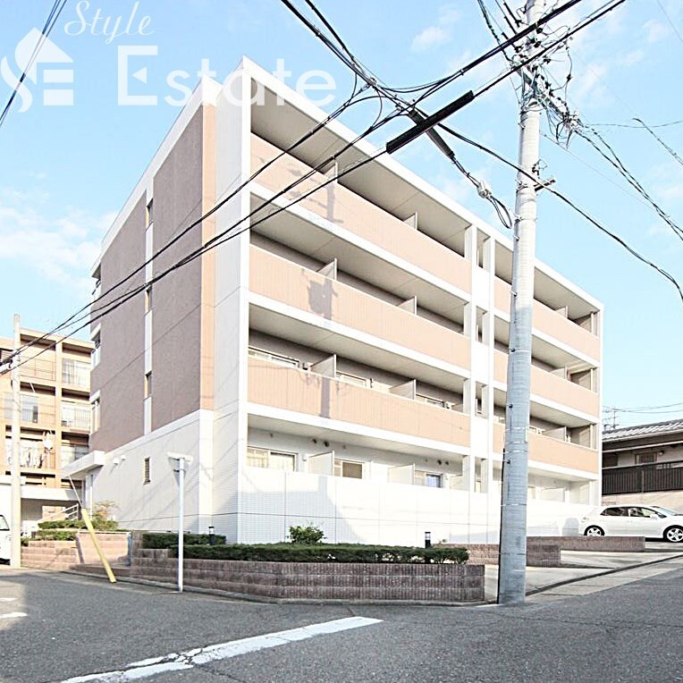 ルミエール山中の物件外観写真