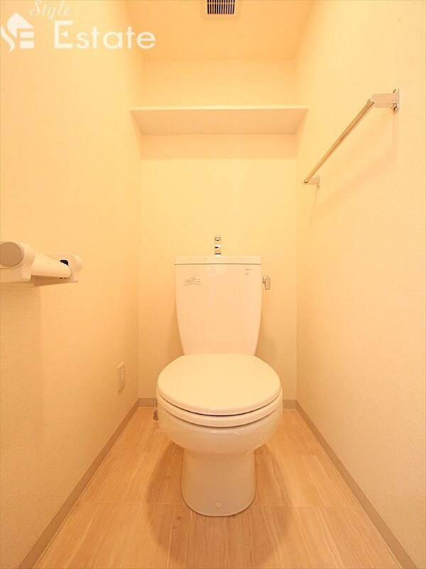 ルミエール山中の物件内観写真