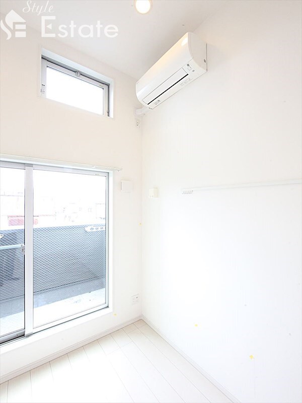 ラ　ヴィータ　フェリーチェの物件内観写真