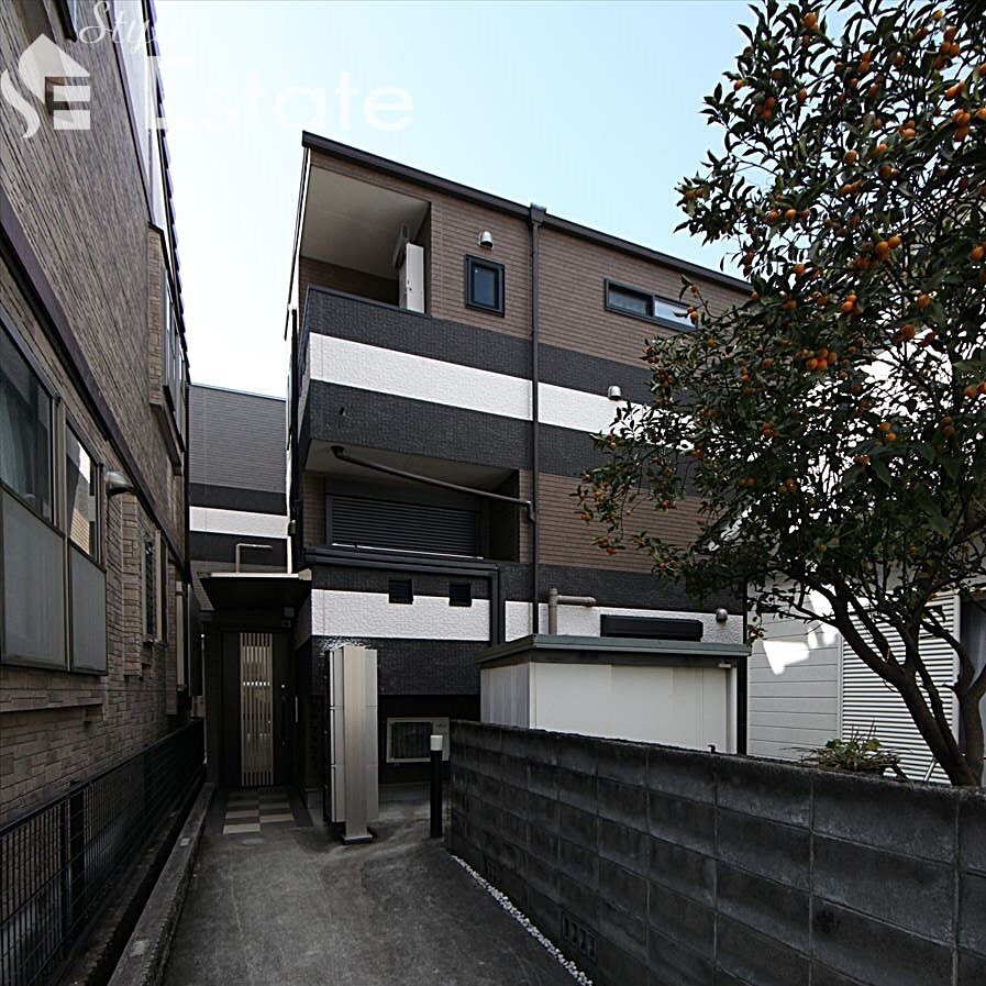 Venus-IIIの物件外観写真