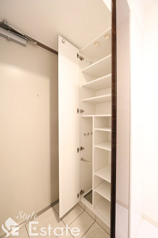 ディアレイシャス大須観音IIIの物件内観写真