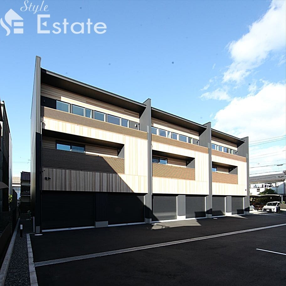 COSMO TERRACEの物件外観写真