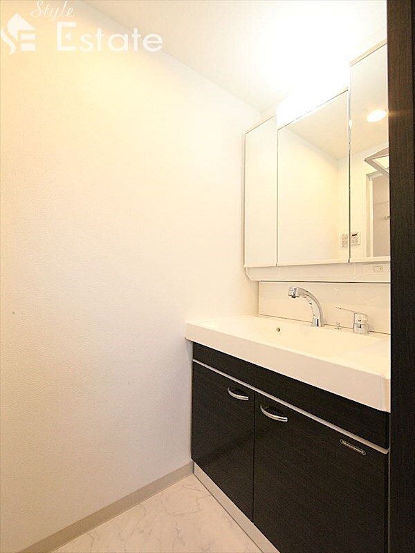 エステムコート名古屋平安通クチュールの物件内観写真