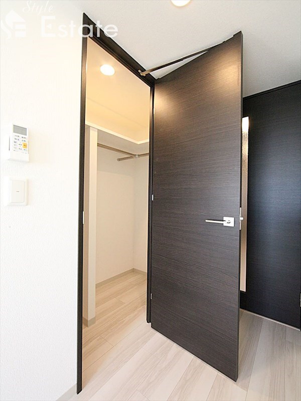 エステムコート名古屋平安通クチュールの物件内観写真