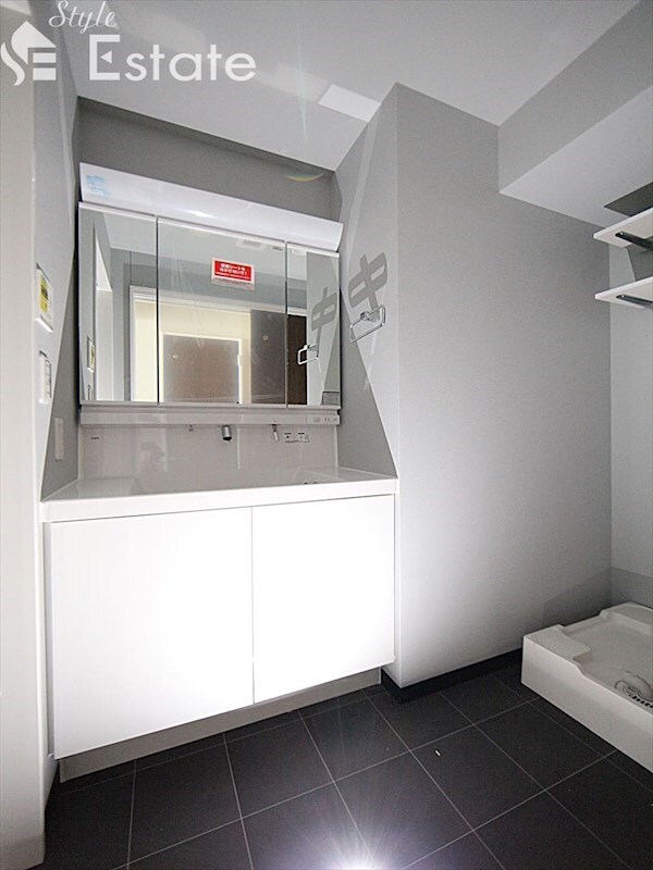 ザ・シンフォニア新栄の物件内観写真