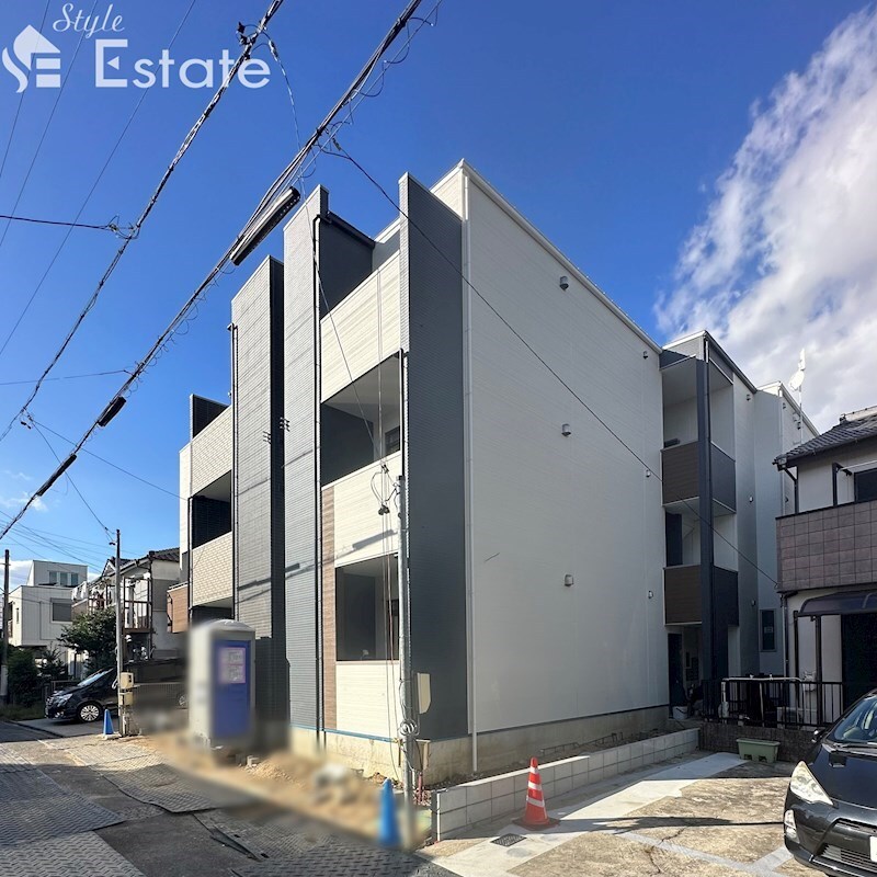 Calm御器所の物件外観写真