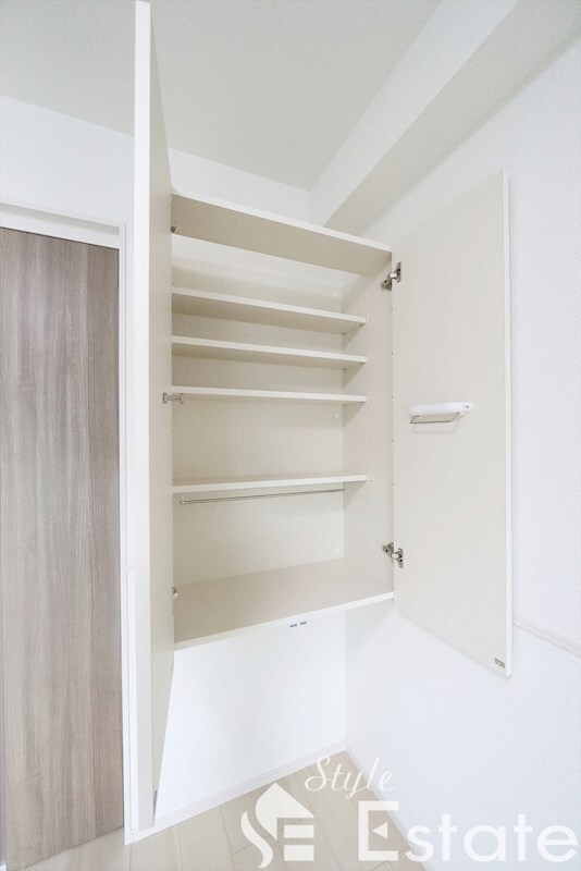 ホワイトメゾン新栄の物件内観写真