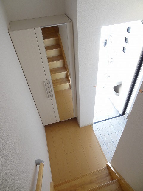 モデッサ芳野Sの物件内観写真