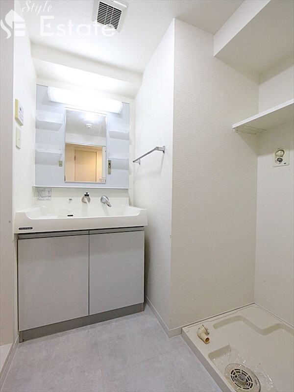 丸の内駅 徒歩4分 2階の物件内観写真