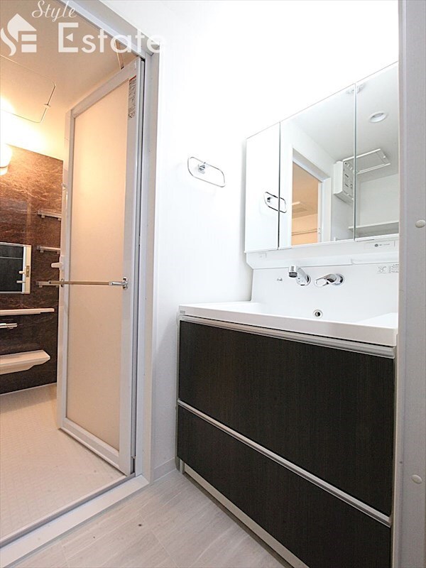 久屋大通駅 徒歩5分 8階の物件内観写真