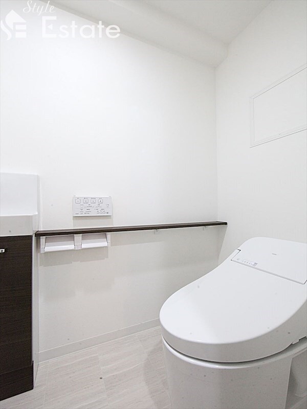 久屋大通駅 徒歩5分 8階の物件内観写真