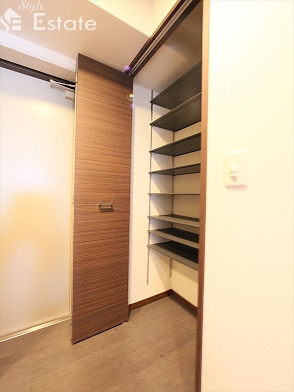 スティングレイつるまの物件内観写真