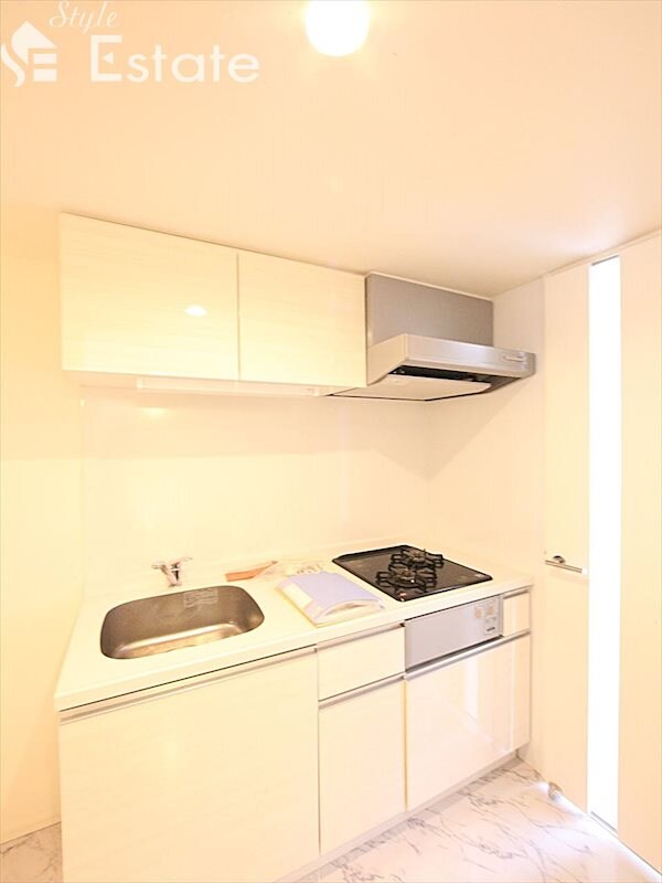 プルミエ志賀本通の物件内観写真