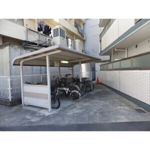 プライムコート栄生の物件内観写真