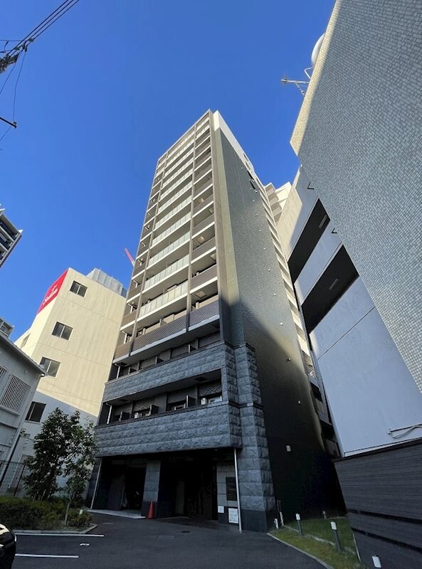 プレサンス鶴舞公園セラヴィの物件外観写真