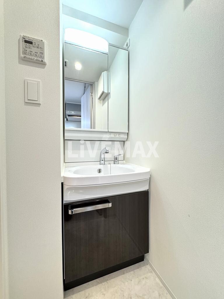 ディアレイシャス名古屋太閤通Ⅲの物件内観写真