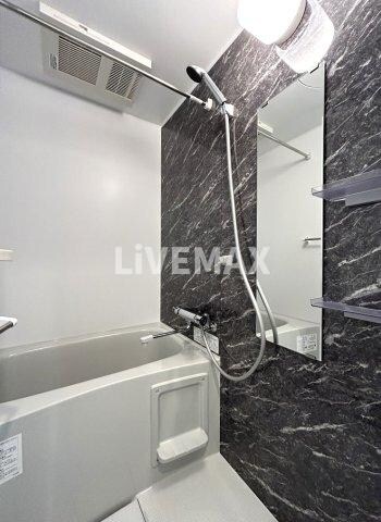 ディアレイシャス大須観音Ⅲの物件内観写真