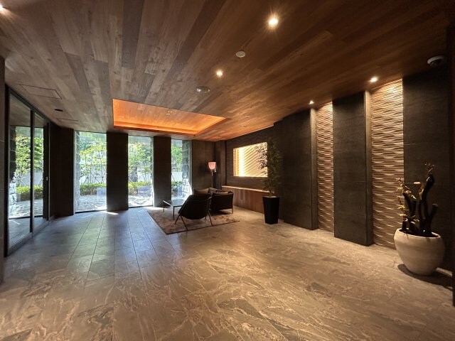 高岳駅 徒歩3分 2階の物件外観写真