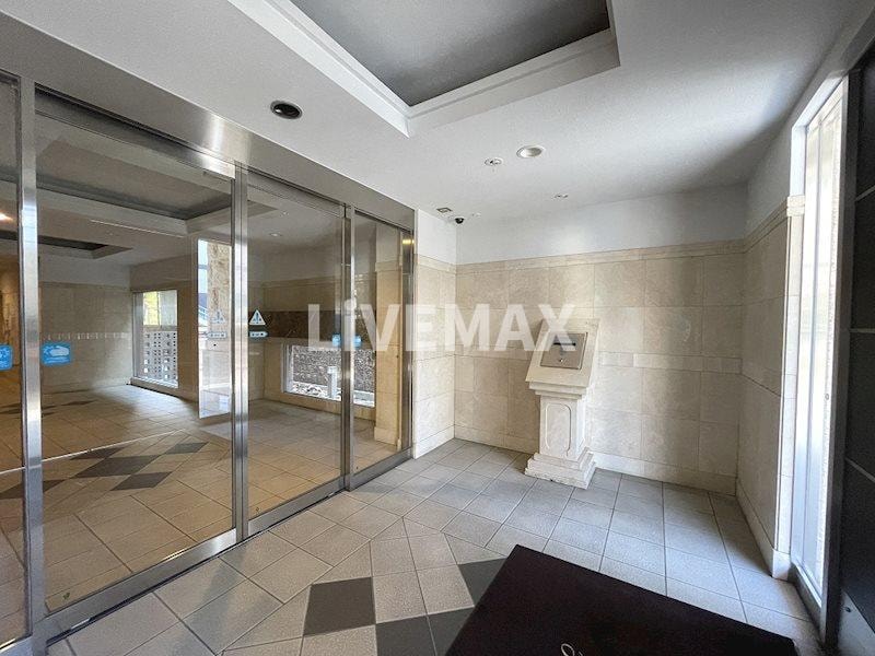 プレサンス金山グリーンパークスの物件外観写真