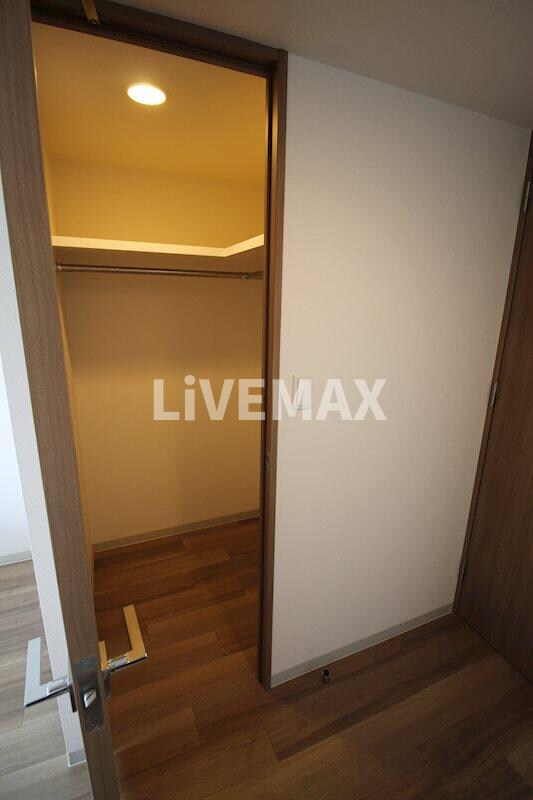 プレサンス栄ライズの物件内観写真