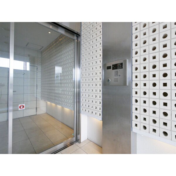 シェルブルー栄の物件外観写真