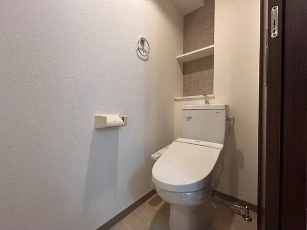 ドゥナーレ畑江通の物件内観写真