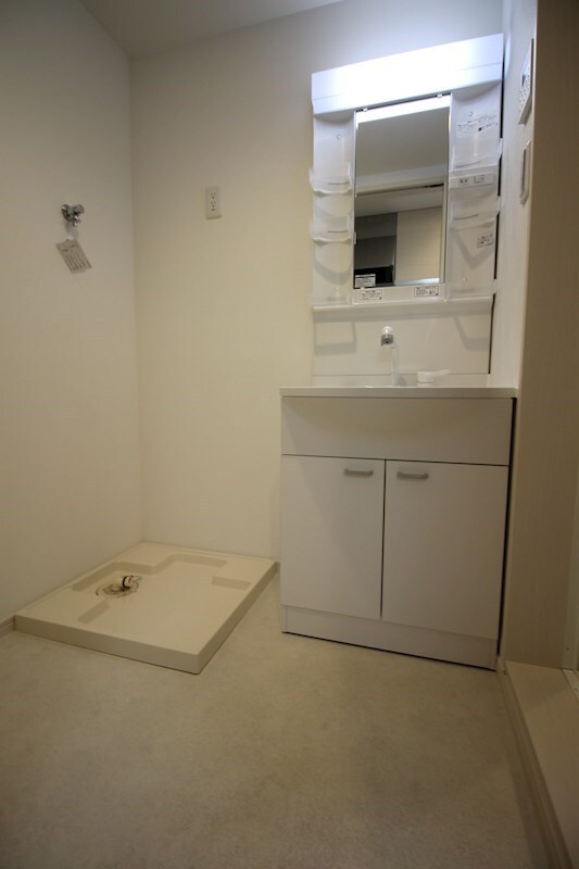 ジュネス稲葉地町の物件内観写真