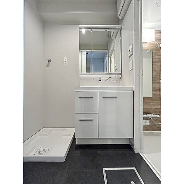 スリーアイランドタワー名駅太閤通の物件内観写真