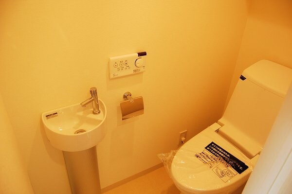 高岳駅 徒歩2分 3階の物件内観写真