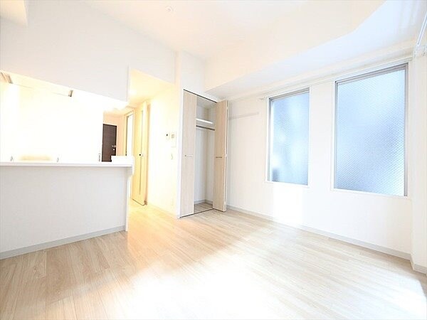 プレサンス久屋大通公園エアリーの物件内観写真