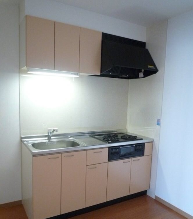 ロイヤルヘリテージの物件内観写真