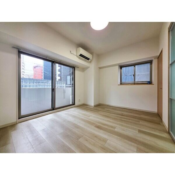 プロビデンス栄南の物件内観写真