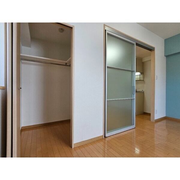 プロビデンス栄南の物件内観写真