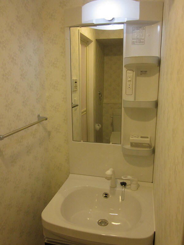 アルテミス平和の物件内観写真