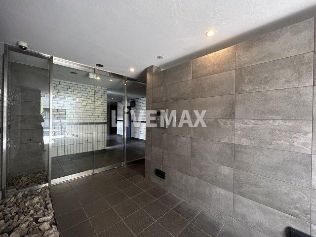 ル・ブルー鶴舞の物件外観写真