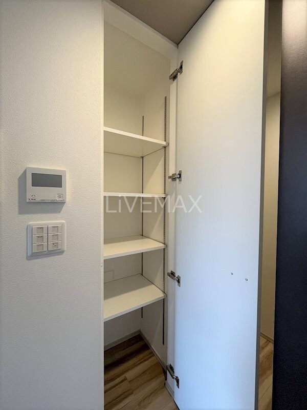 エステムプラザ名古屋UXの物件内観写真