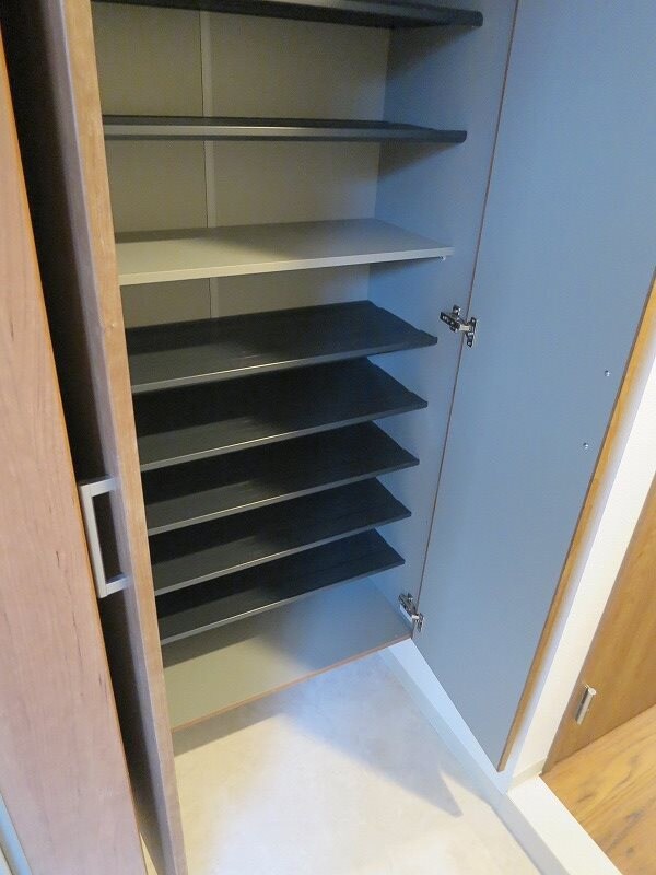 ヴィラエーデル名駅の物件内観写真