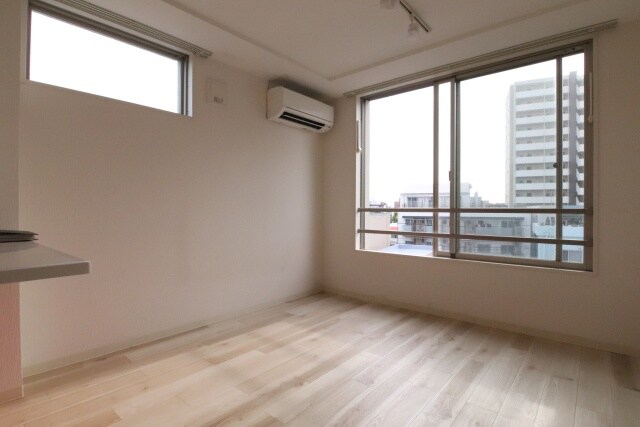 WELL COURT TENMAの物件内観写真