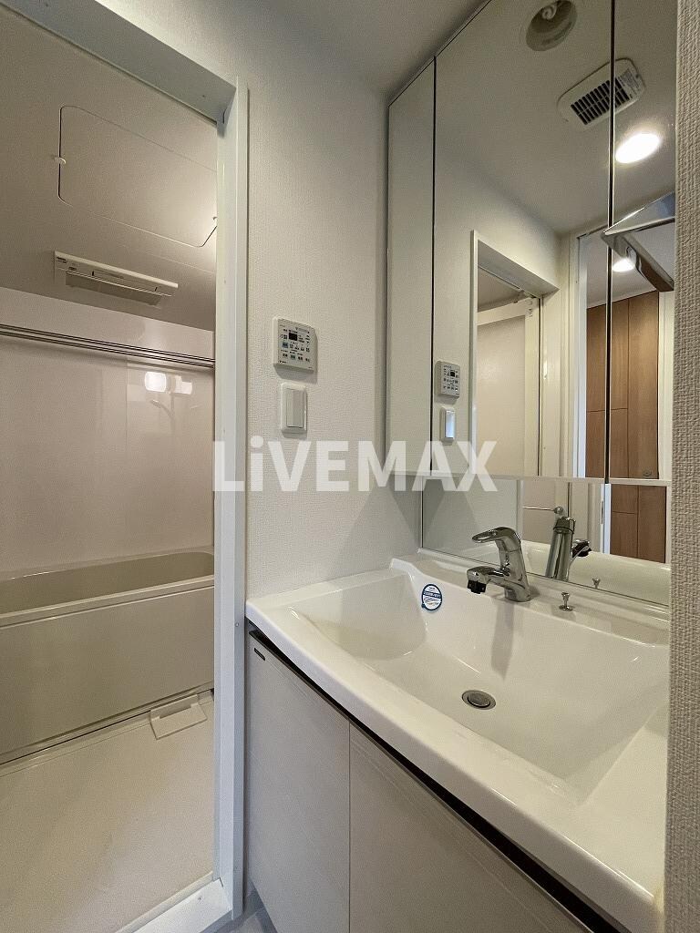 アデグランツ大須の物件内観写真