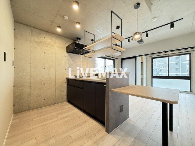 平安通駅 徒歩2分 2階の物件内観写真