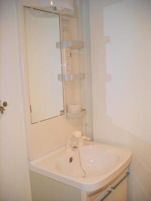 Gramercy Sakaeの物件内観写真