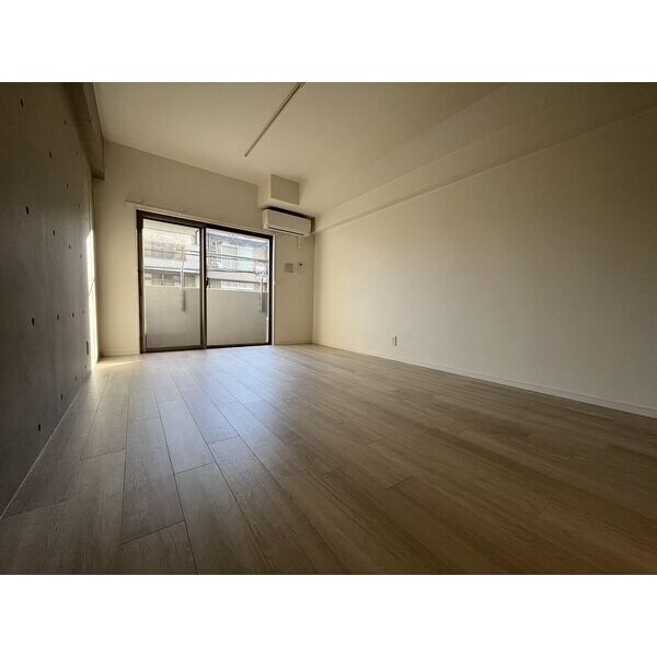 CASTELLO LUSSOの物件内観写真