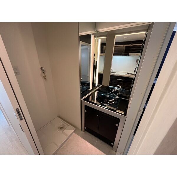 CASTELLO LUSSOの物件内観写真