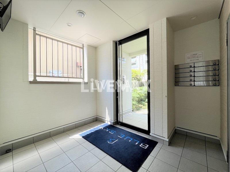 ブルースカイの物件外観写真