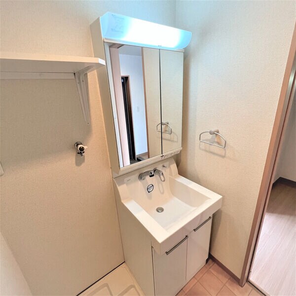 ブルームライフ新栄の物件内観写真